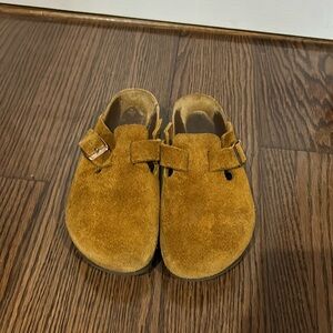Birkenstock Carmel tan suede Boston Clog slip on shoes sz 38 US 7